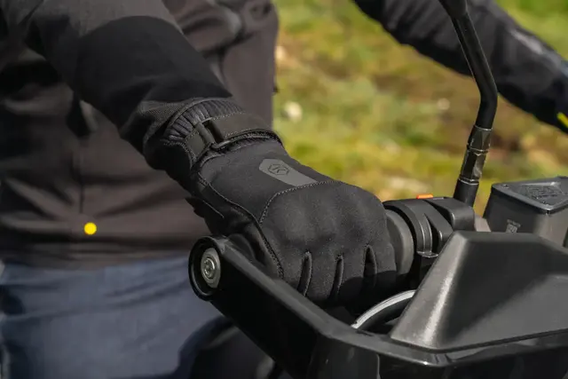 Knox Action Pro hansker XL Lett og tynn hanske for varme dager 