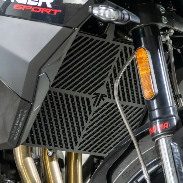 Pyramid Radiator Guard Triumph Tiger 800 sport 25- 