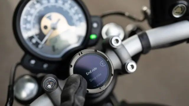 Triumph Beeline Moto II Navigasjon Brukervennlig «turn-by-turn»-navigasjon 