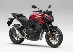 Honda CB500 Hornet 2026 GRAND  PRIX RED / GRAPHITE BLACK