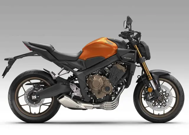 Honda CB650R 2026 CANDY ENERGY ORANGE 