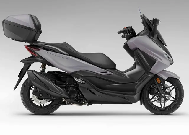 Honda Forza 350 2026 PEARL FALCON GREY 