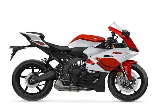 Yamaha R9 35kW 2026 ANNIVERSARY WHITE 