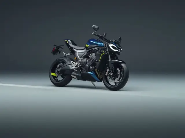 Triumph Street Triple 798 RS 2027 Lanseres 17.11 