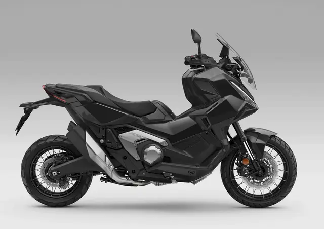 Honda Forza 750 2026 MAT BALLISTIC BLACK METALLIC 