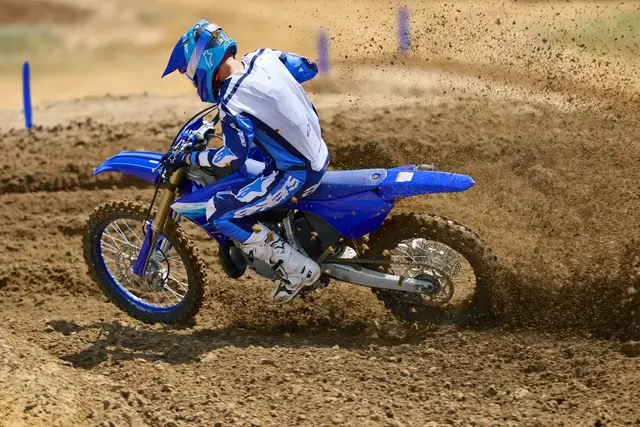 Yamaha YZ250 2027 Icon Blue 