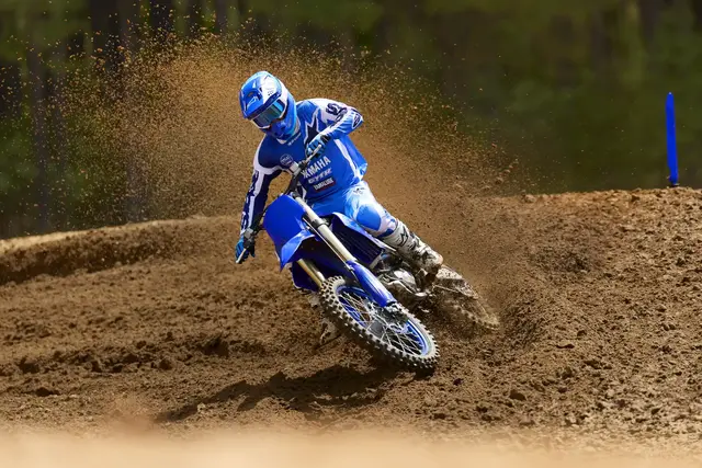 Yamaha YZ250F 2027 Icon Blue 