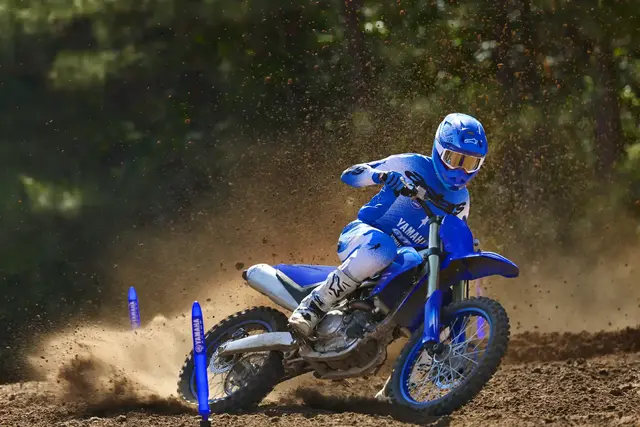 Yamaha YZ450F 2027 Icon Blue 