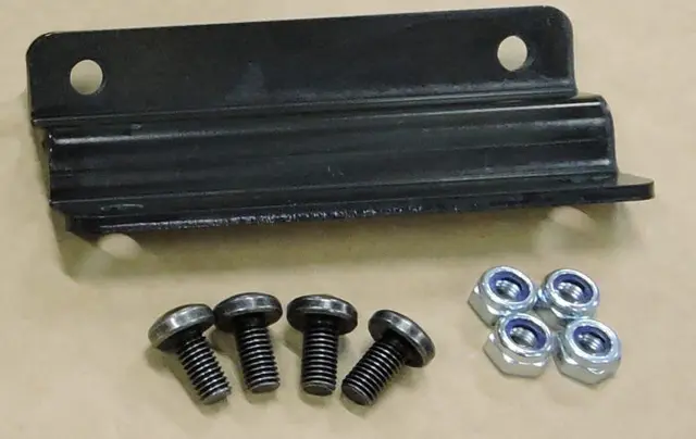 Festeplate till vinsjefeste foran Yamaha YFM450 Kodiak 18- 