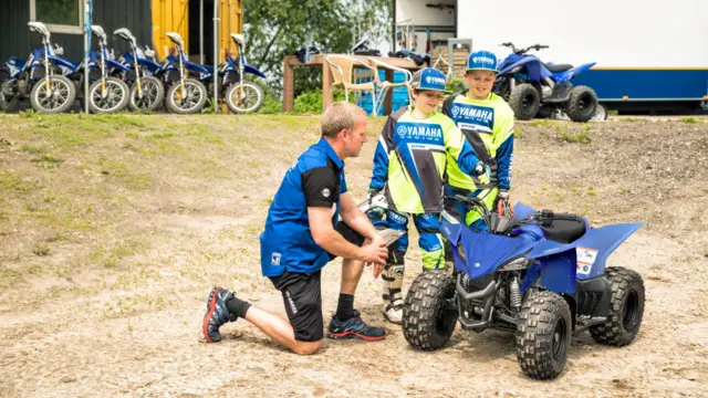 Yamaha YFZ 50 2025 Racing Blue Flere farger 