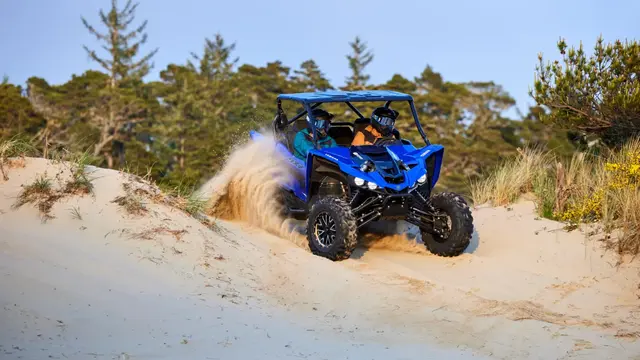 Yamaha YXZ 1000R SS 2024 Racing Blue Aldersgrense 16 år 