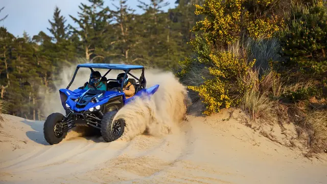 Yamaha YXZ 1000R SS 2024 Racing Blue Aldersgrense 16 år 
