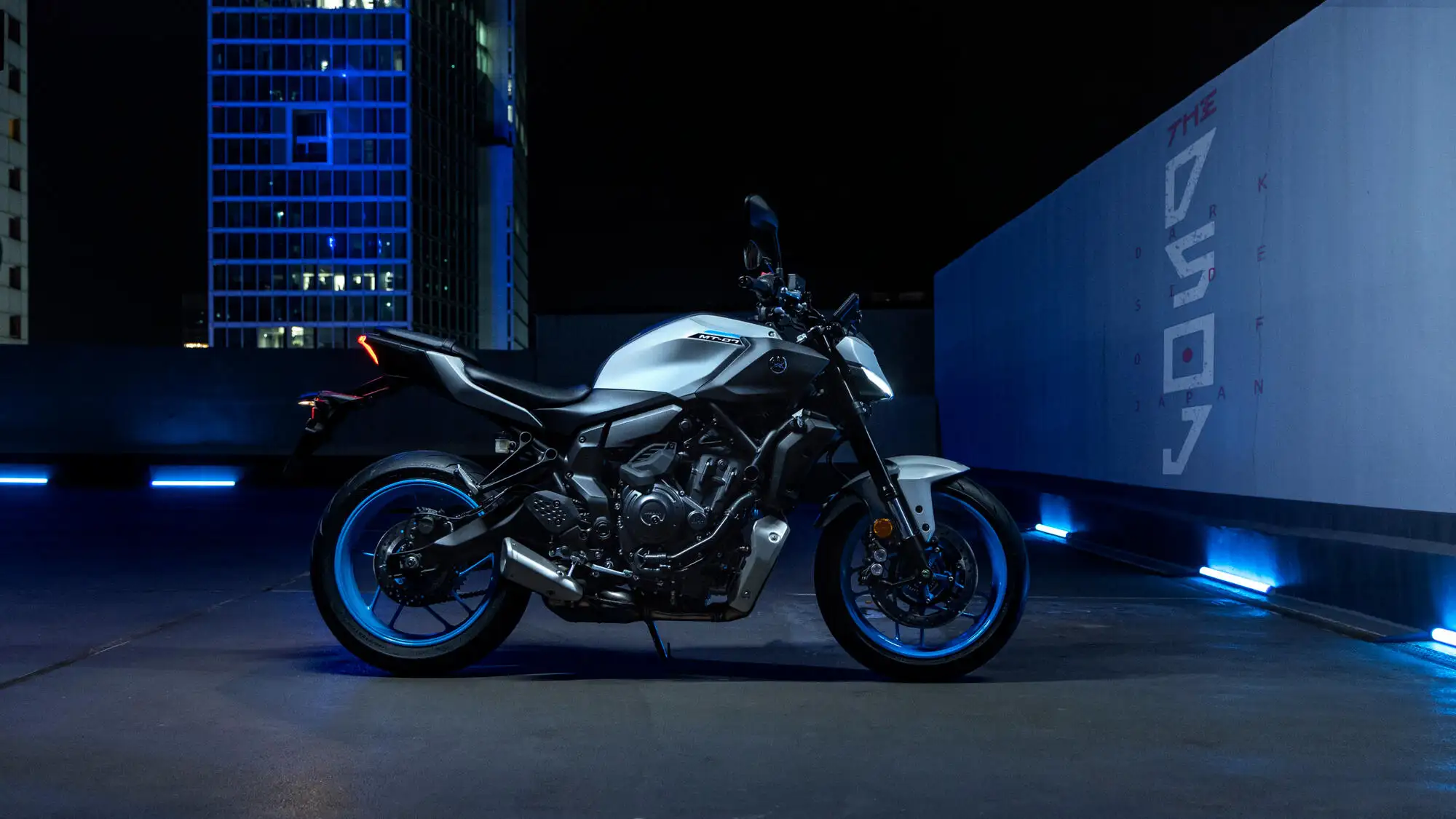 Yamaha MT-07 i fargen Ice Storm